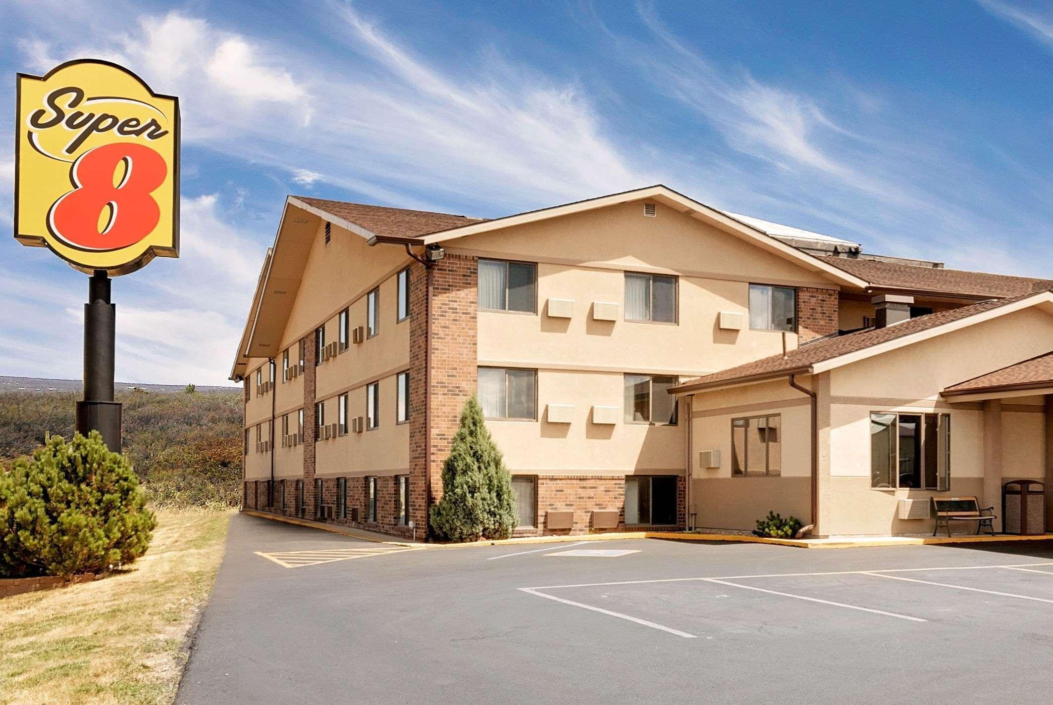 Super 8 By Wyndham Spearfish Exterior foto